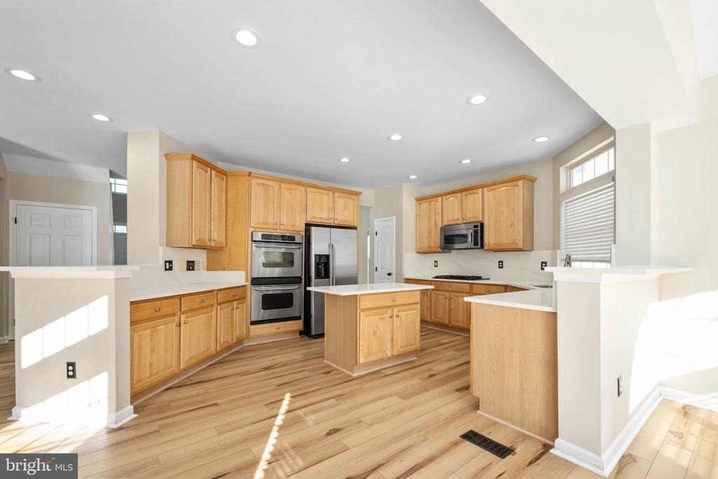 9320 Birch Cliff Drive - Photo 22