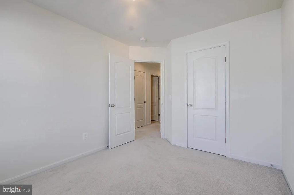 22648 Vienna Terrace - Photo 23