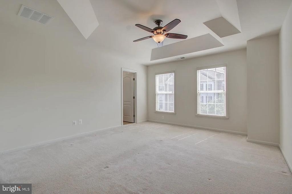 22648 Vienna Terrace - Photo 16