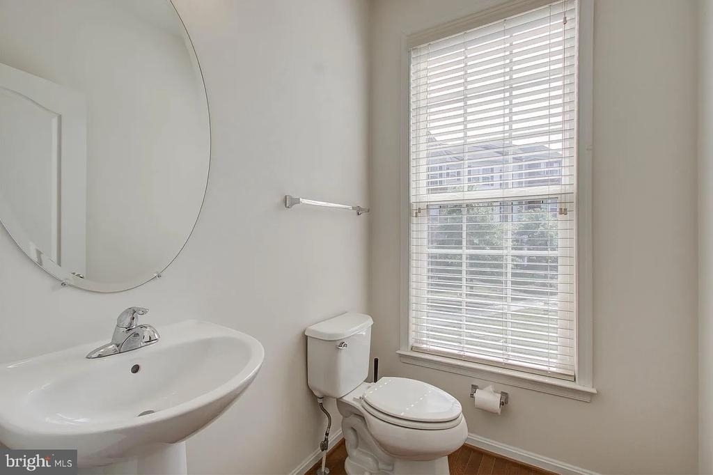 22648 Vienna Terrace - Photo 19