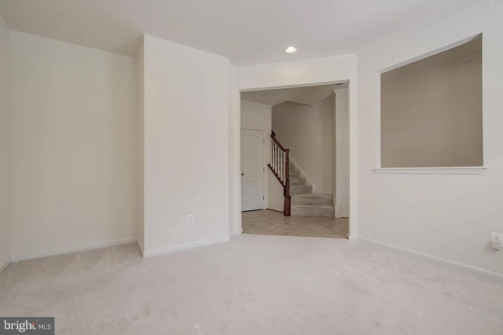 22648 Vienna Terrace - Photo 2