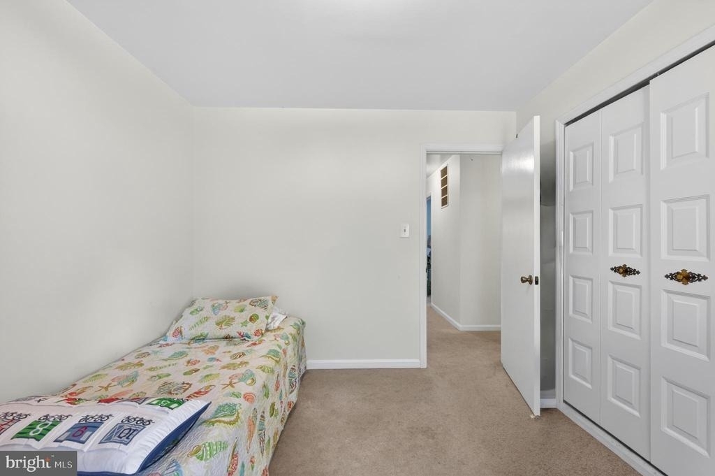 8815 Newport Court - Photo 21