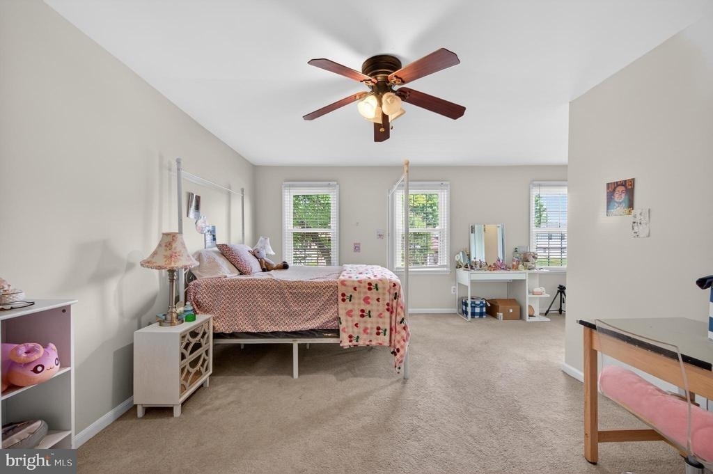 8815 Newport Court - Photo 17
