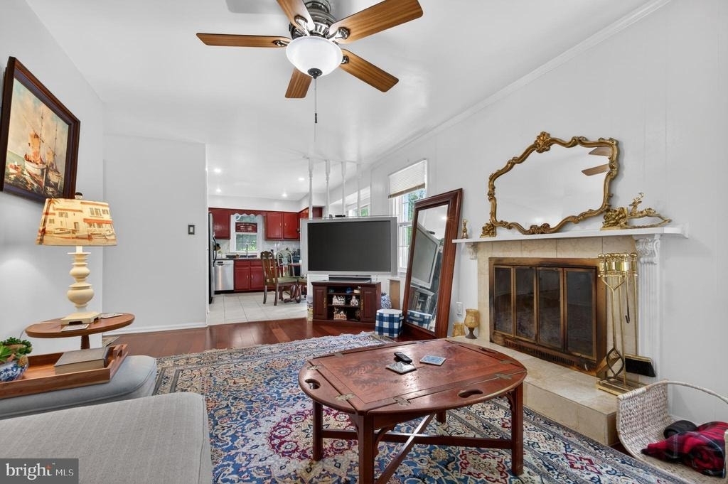 8815 Newport Court - Photo 8