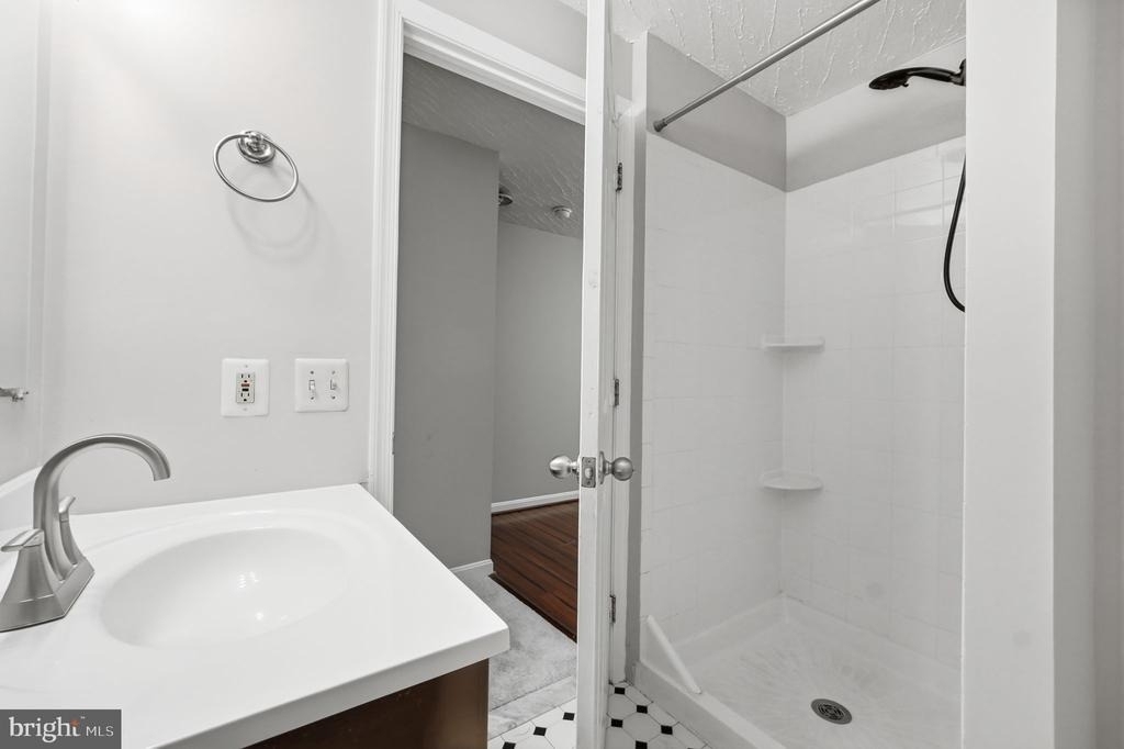 12109 Wedgeway Court - Photo 33