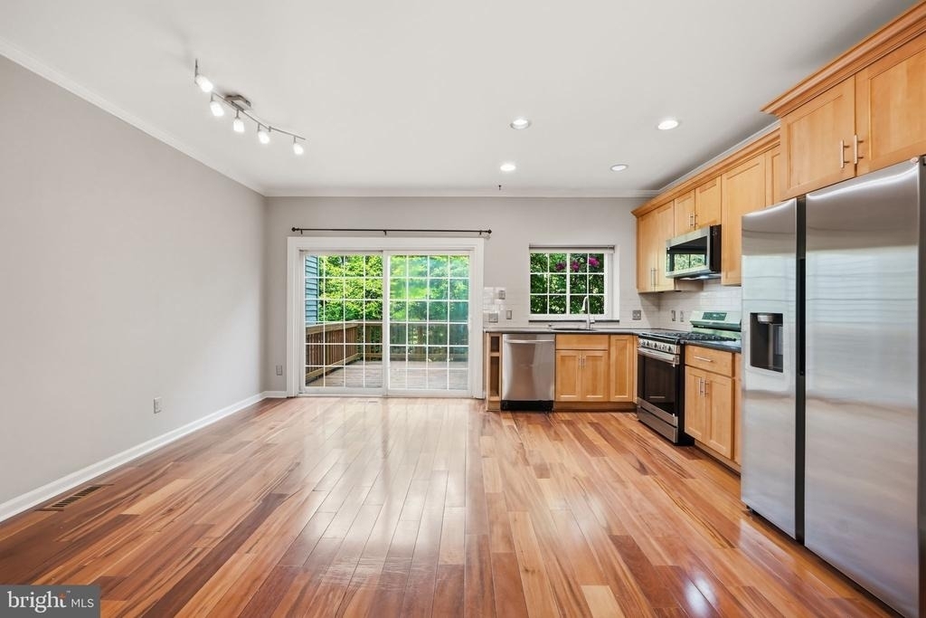 12109 Wedgeway Court - Photo 15