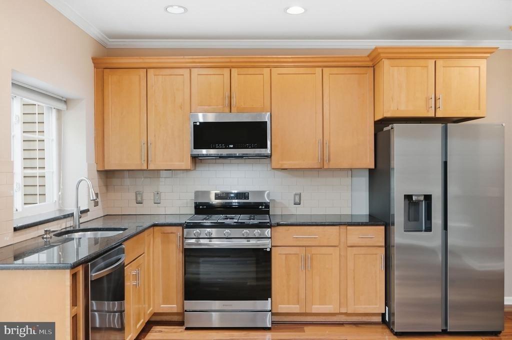 12109 Wedgeway Court - Photo 12