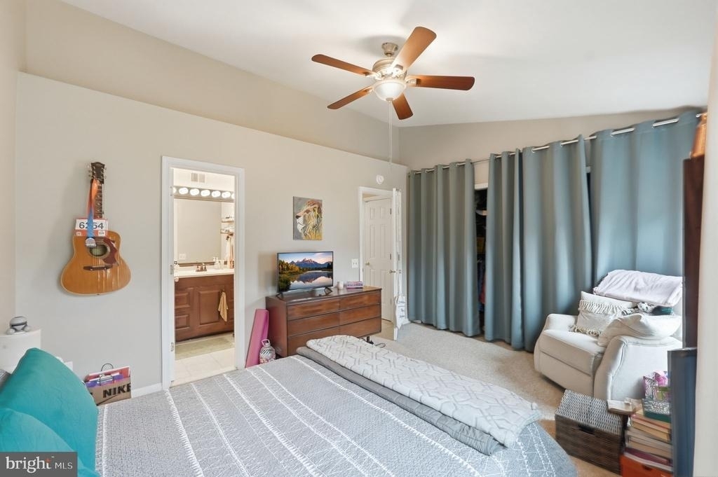 12109 Wedgeway Court - Photo 12