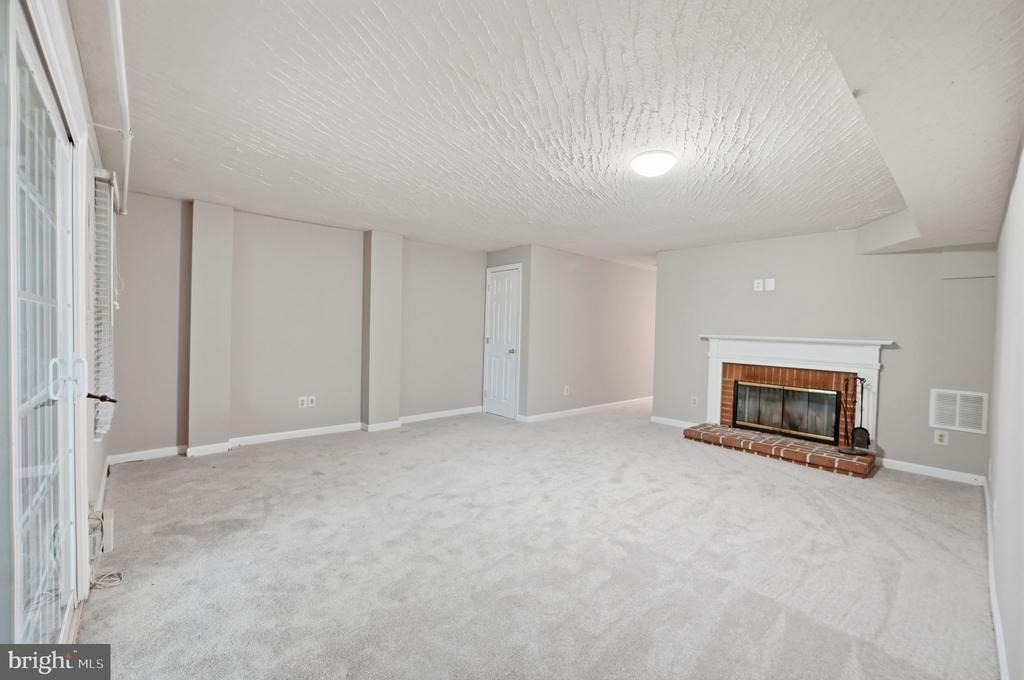 12109 Wedgeway Court - Photo 32