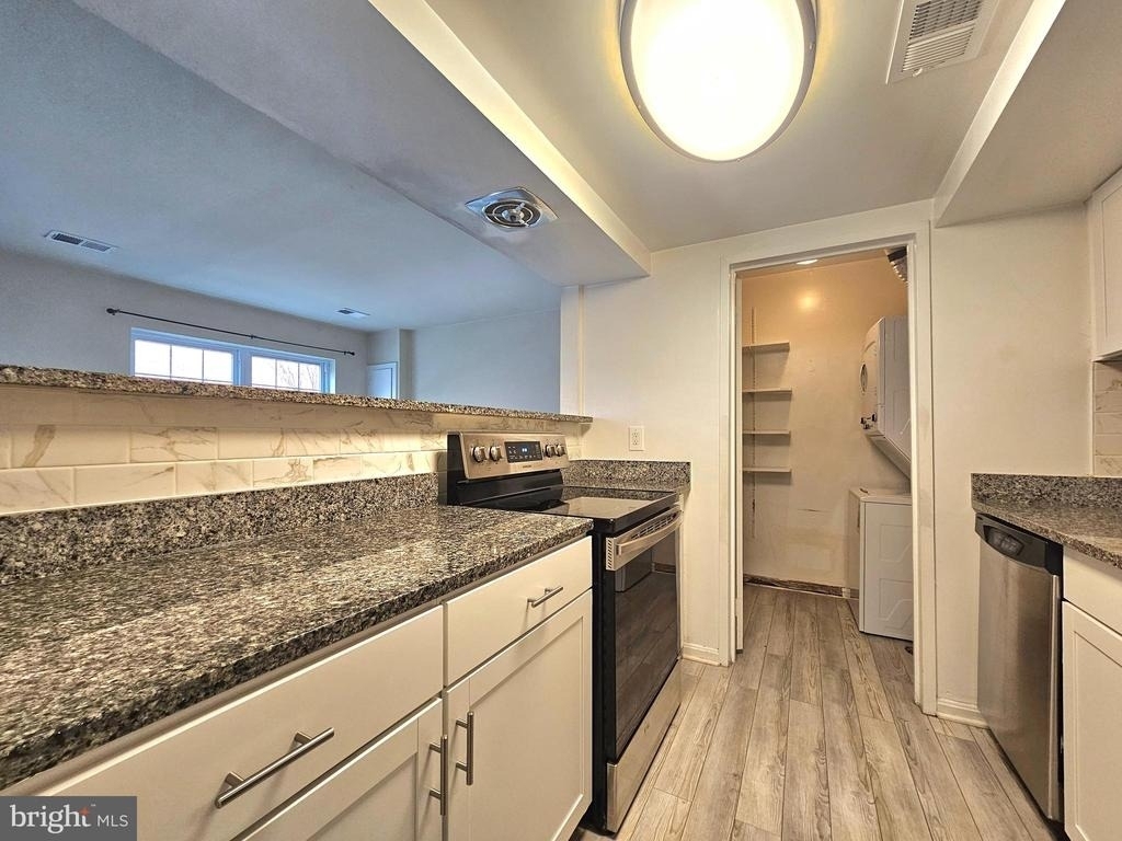 8612 Walutes Circle - Photo 4