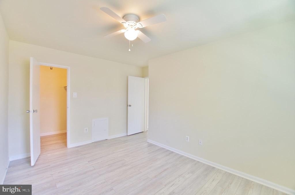8612 Walutes Circle - Photo 15