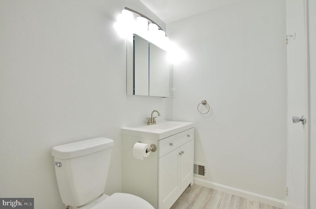 8612 Walutes Circle - Photo 17