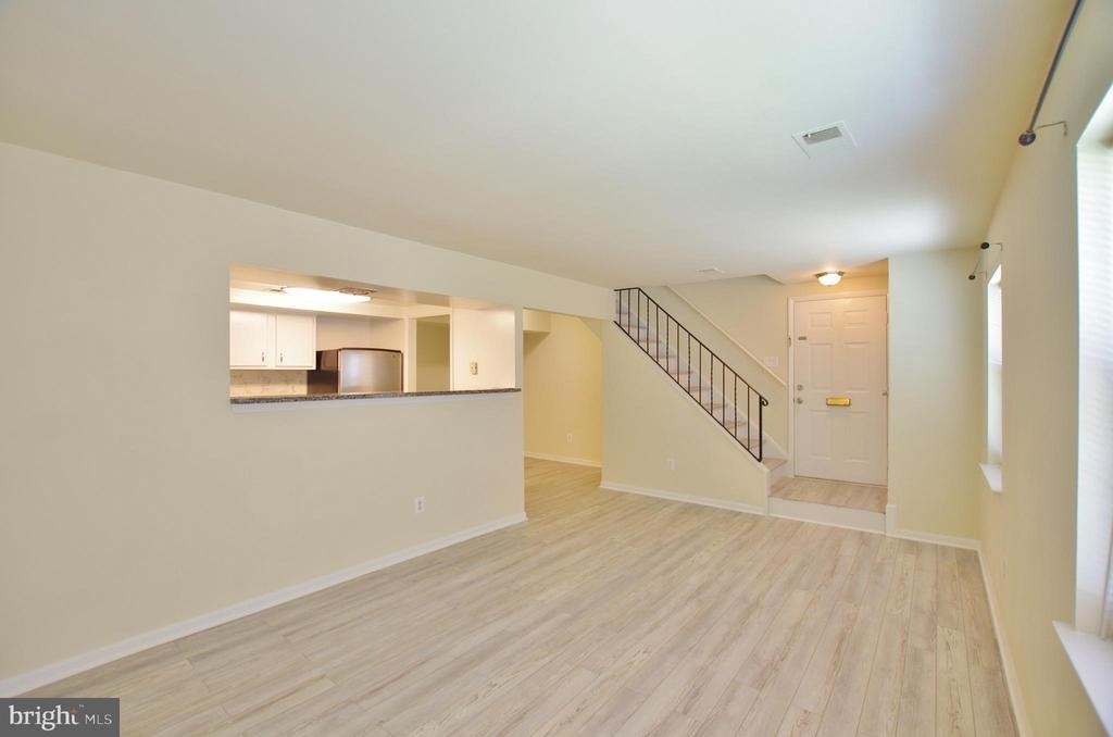 8612 Walutes Circle - Photo 2