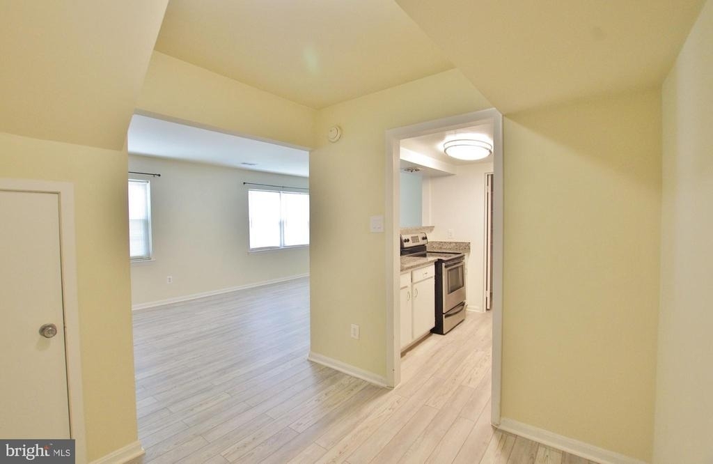 8612 Walutes Circle - Photo 3