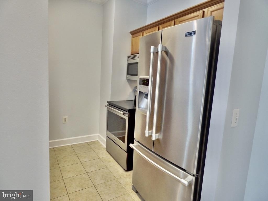 11800 Sunset Hills Road - Photo 9