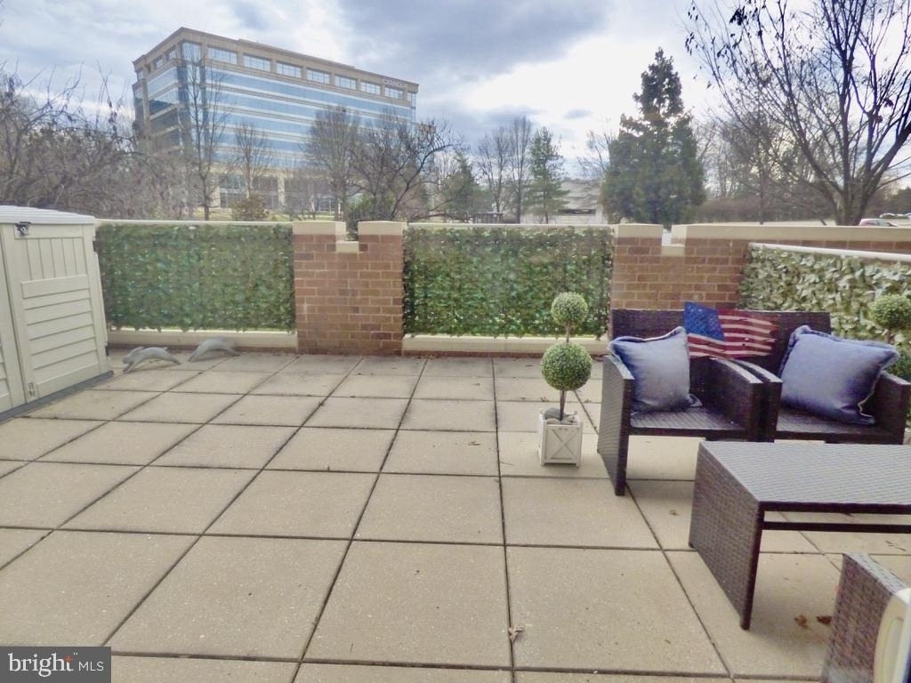 11800 Sunset Hills Road - Photo 29