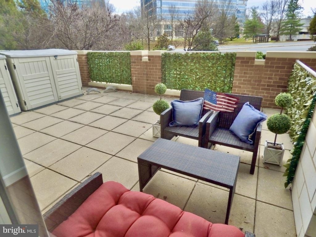 11800 Sunset Hills Road - Photo 27