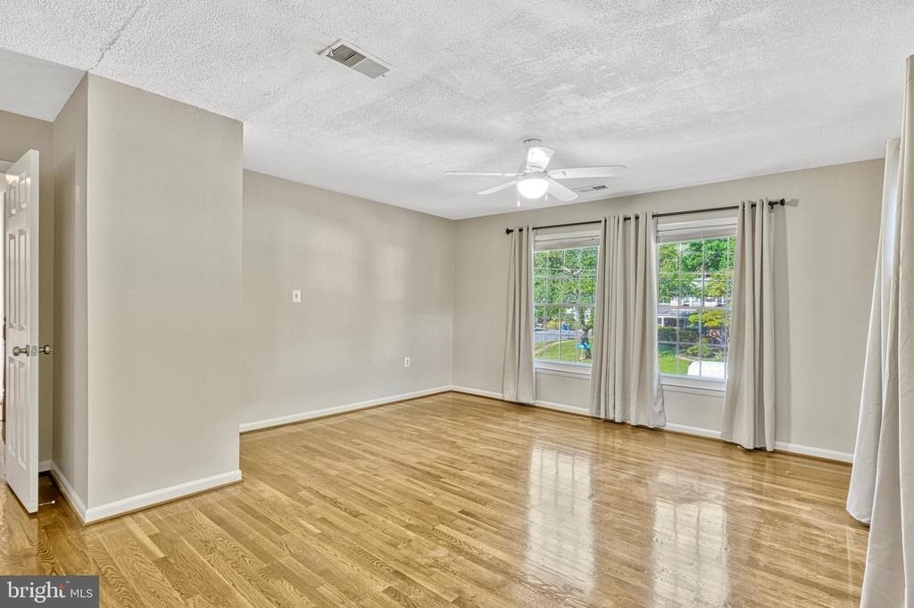 5021 Fleming Drive - Photo 32