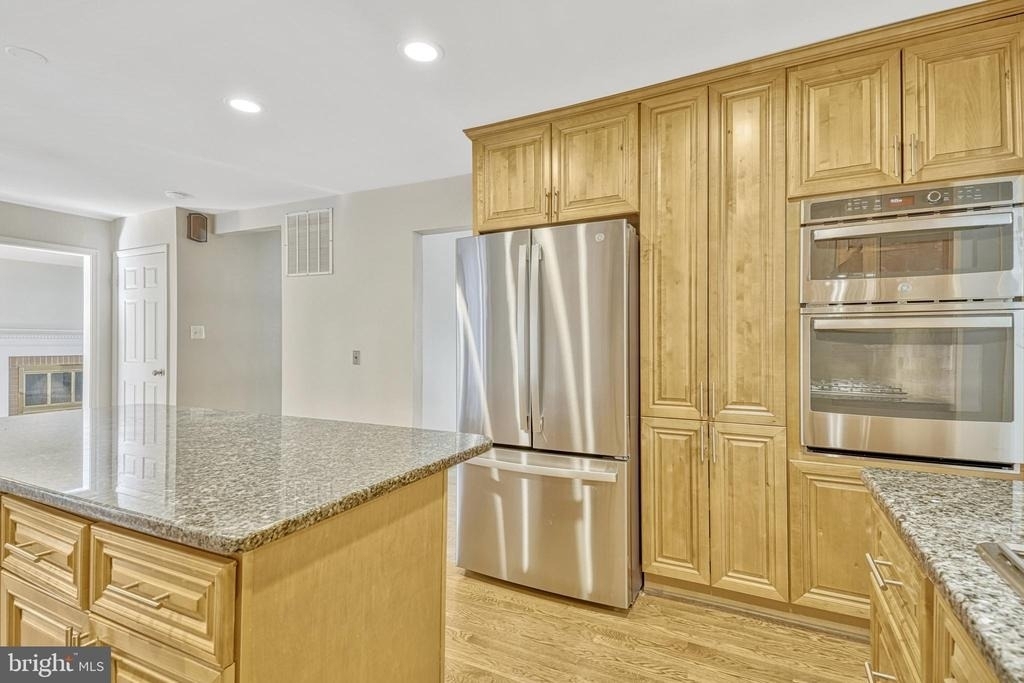 5021 Fleming Drive - Photo 16