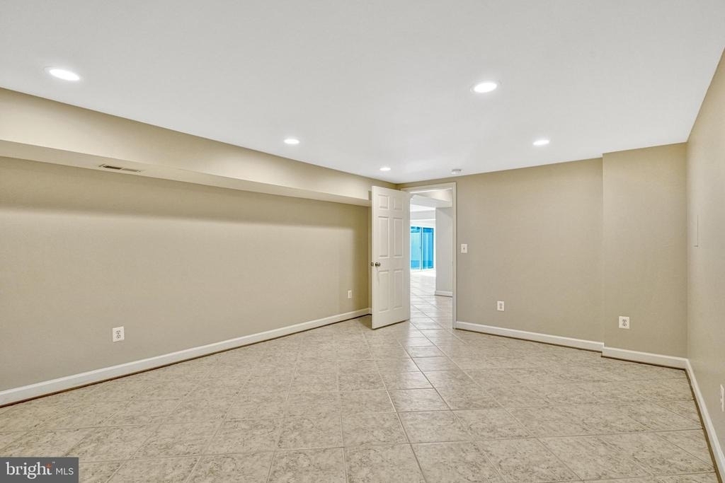 5021 Fleming Drive - Photo 56