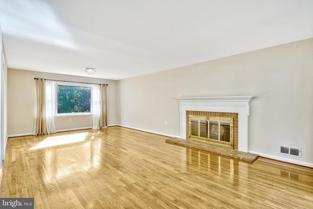5021 Fleming Drive - Photo 10