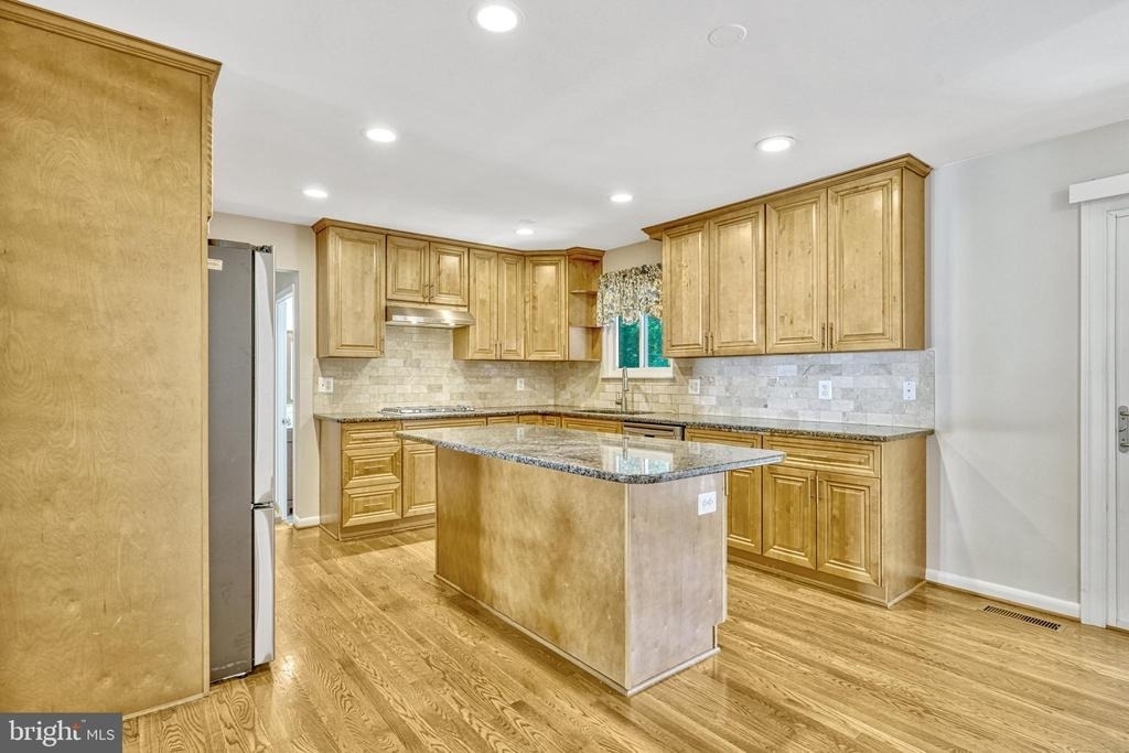 5021 Fleming Drive - Photo 14
