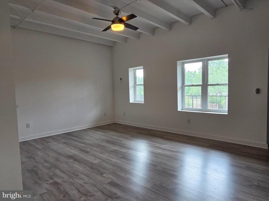 2205 Princess Anne Street - Photo 8