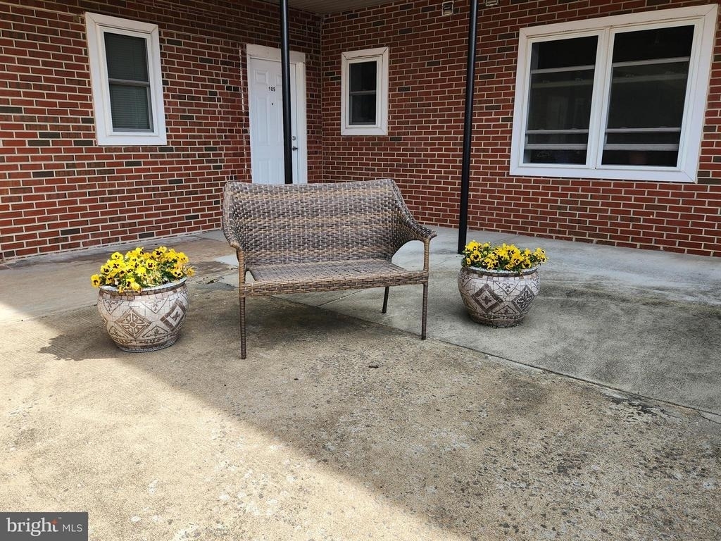 2205 Princess Anne Street - Photo 15
