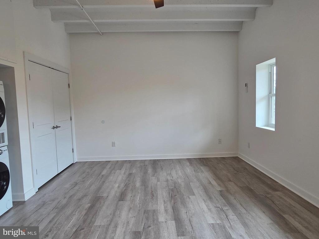 2205 Princess Anne Street - Photo 6