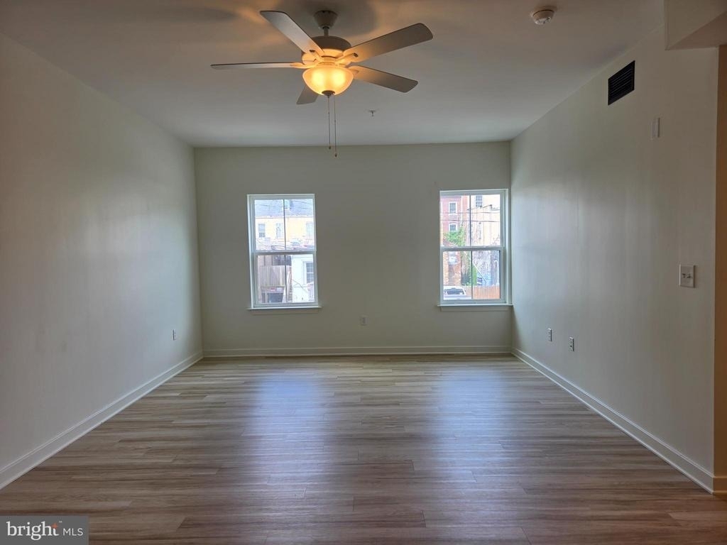 102 Hanover Street - Photo 6