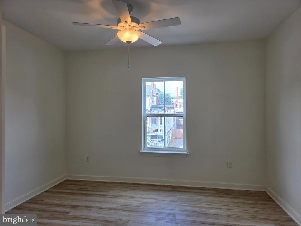 102 Hanover Street - Photo 11