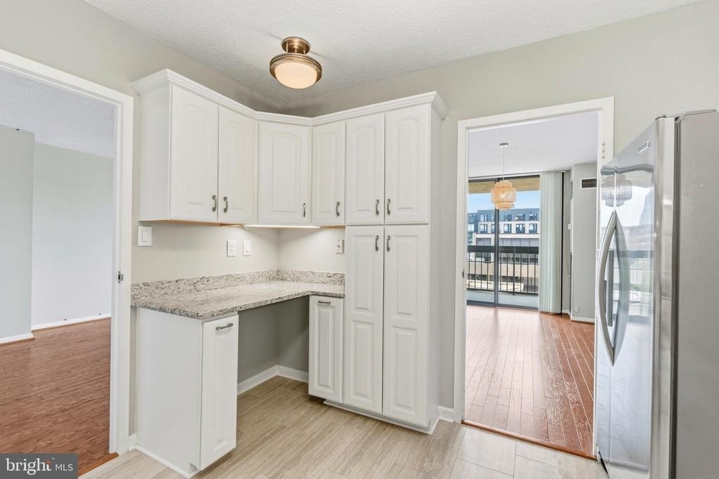 400 Madison Street - Photo 15