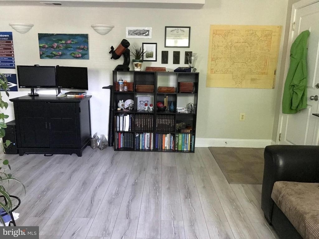 1219 Oronoco Street - Photo 6
