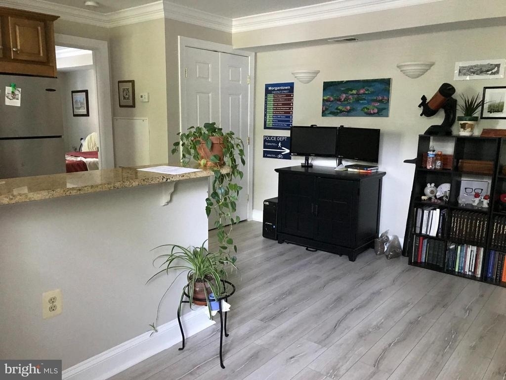 1219 Oronoco Street - Photo 5