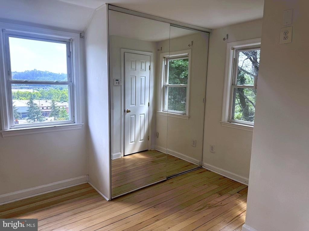 3731 Kemper Road - Photo 11