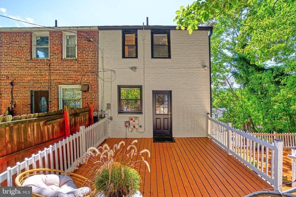 3731 Kemper Road - Photo 4