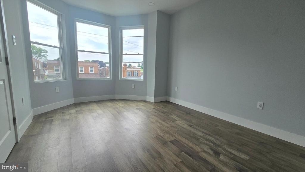 484 Shurs Lane - Photo 13
