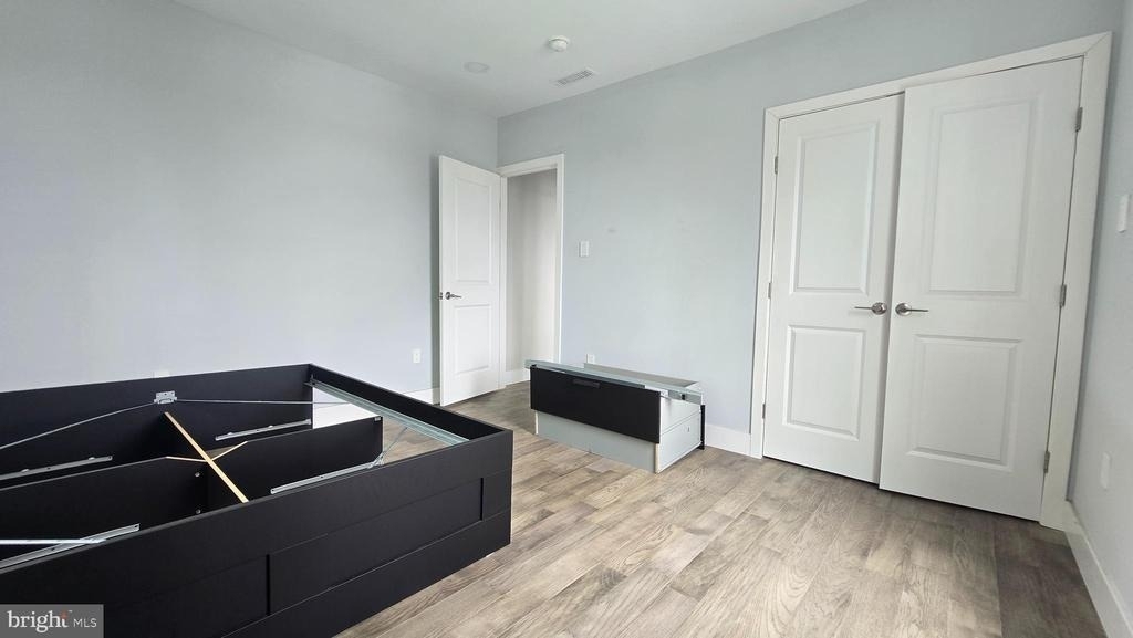 484 Shurs Lane - Photo 16
