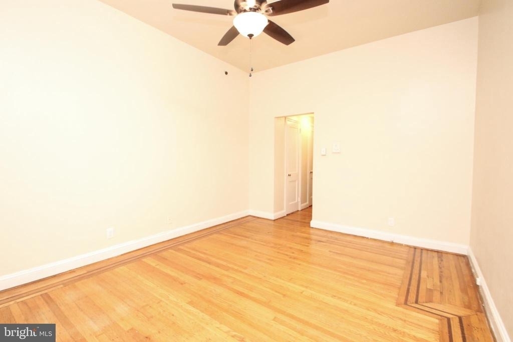 1616 Pine - Photo 0