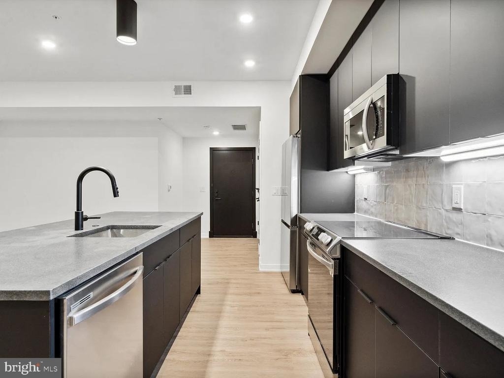 500 N 13th Street - Photo 1