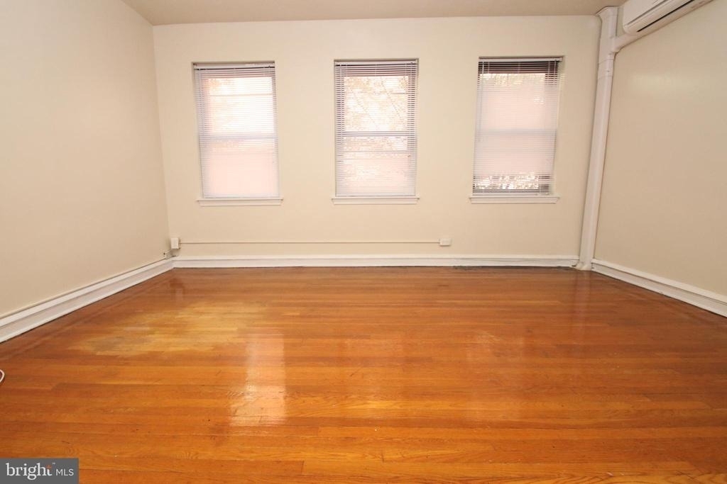 318 S 15th Street - Photo 9