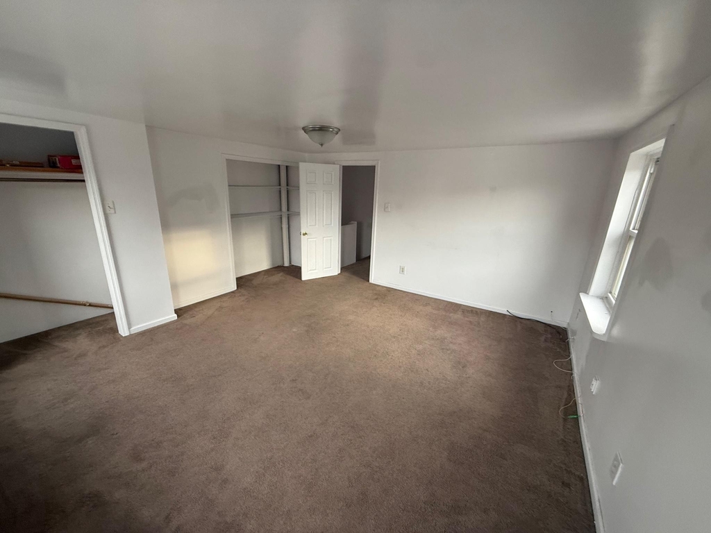 600 E Girard Avenue - Photo 11