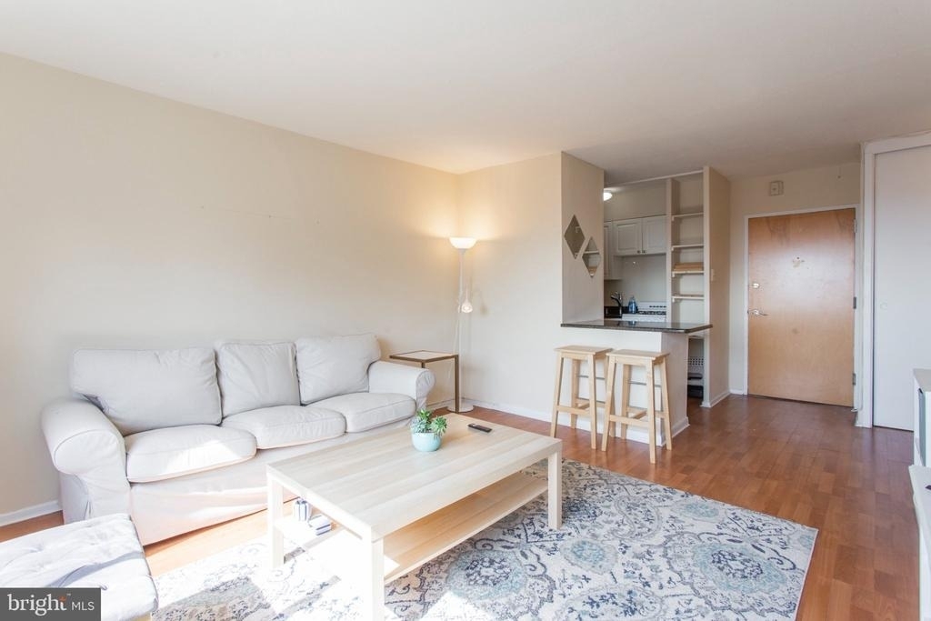 2101 Chestnut Street - Photo 4