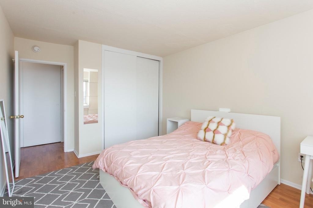 2101 Chestnut Street - Photo 10