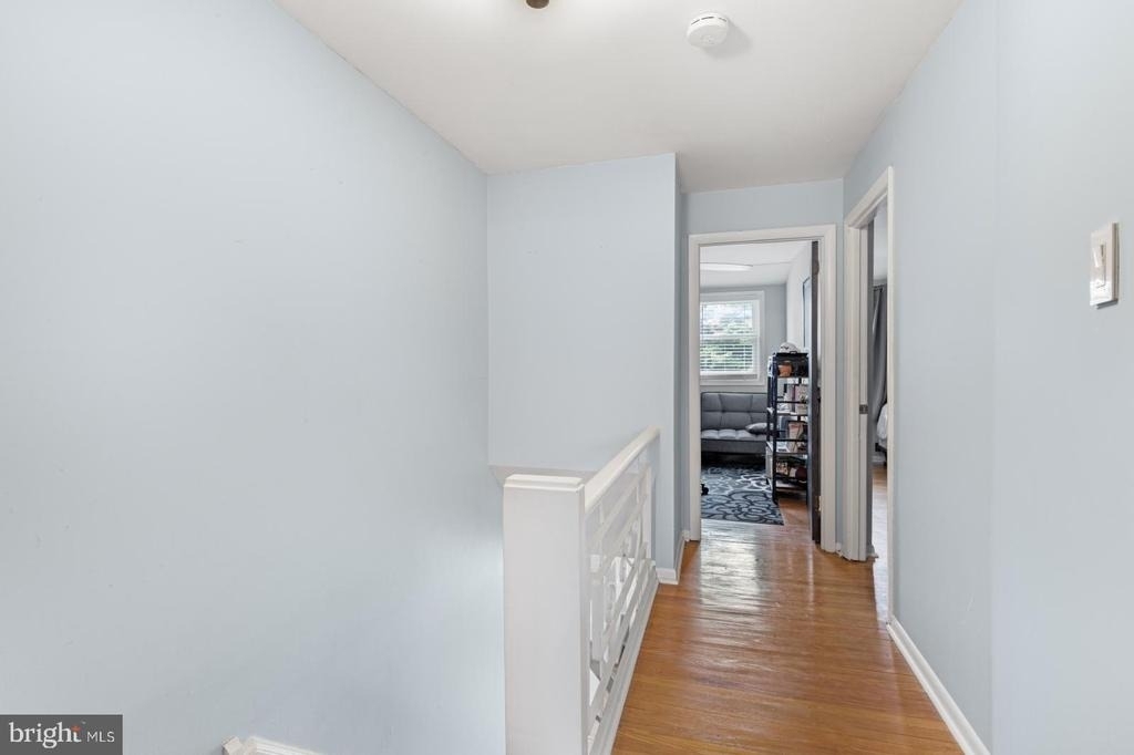 5432 Vicaris Street - Photo 15