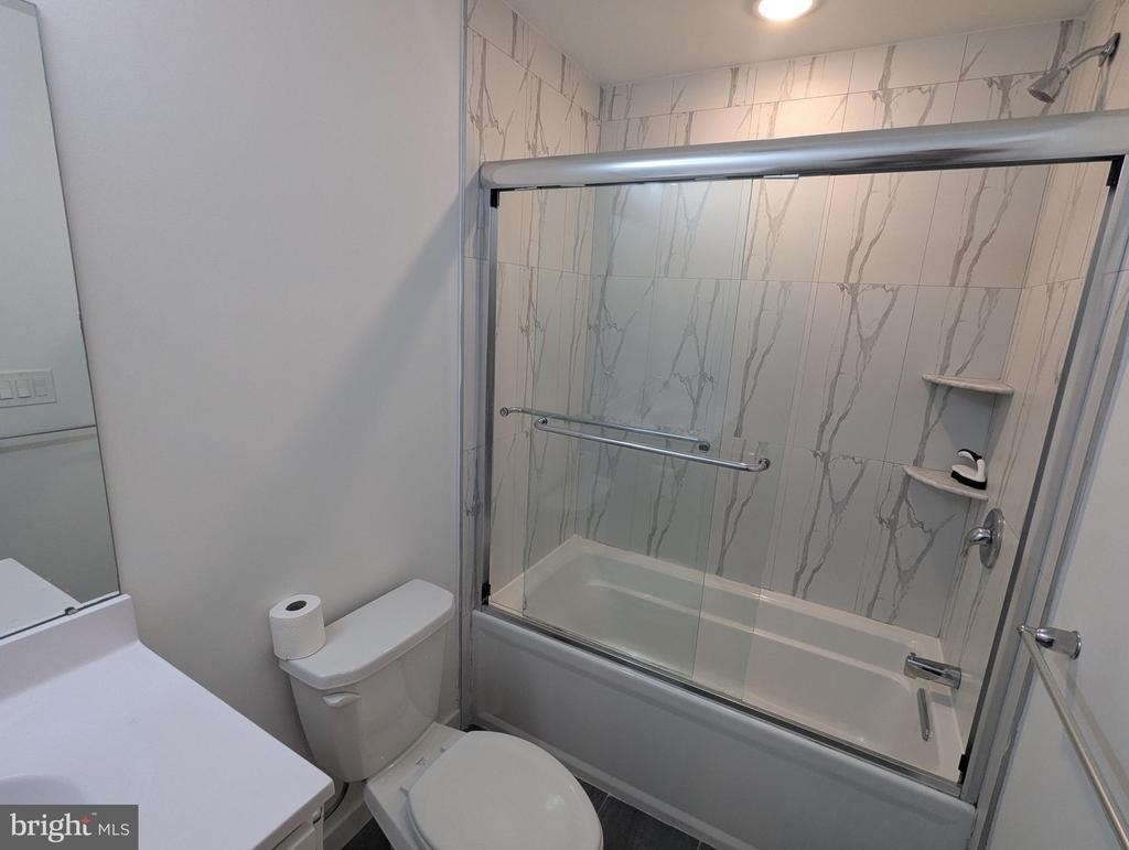 1524 Ridge Avenue - Photo 14