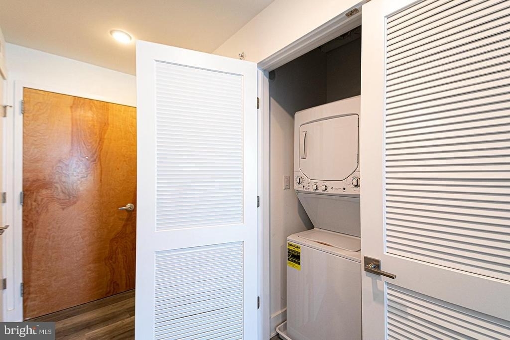1245 Ridge Avenue - Photo 4