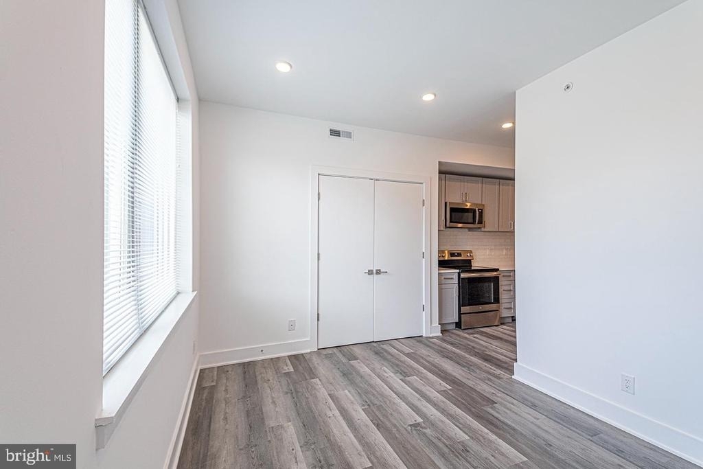1245 Ridge Avenue - Photo 13