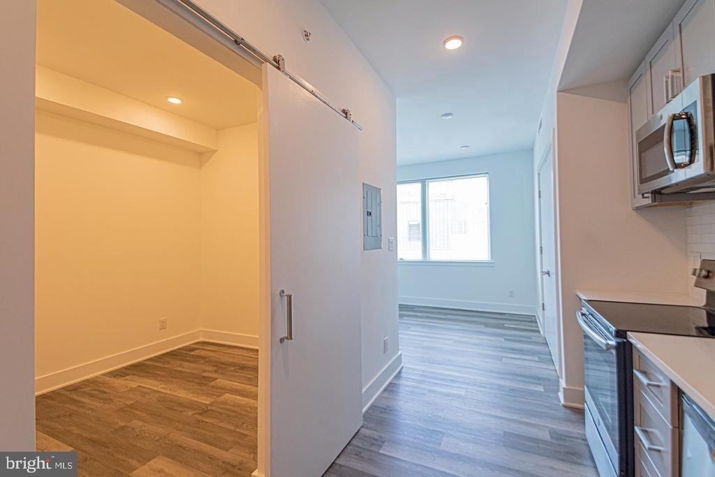 1245 Ridge Avenue - Photo 5