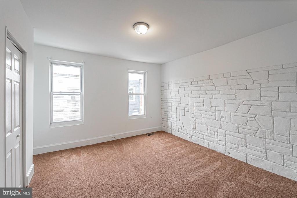 1535 S Hicks Street - Photo 15